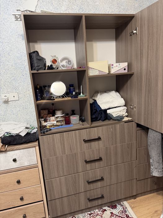 Продам мебель в спальню или офис