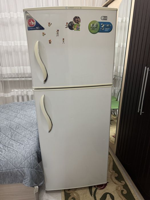 Холодильник LG
