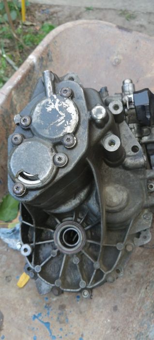 vand cutie de viteze ford focus 2012