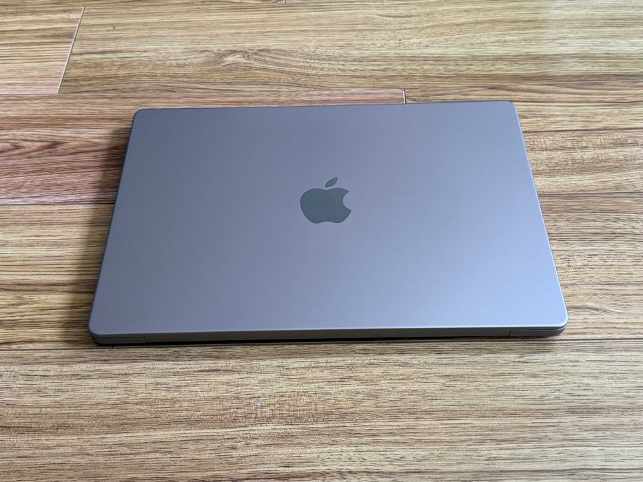 MacBook Pro 14`M1 Pro/10 CPU/16 GPU/1000GB SSD/16GB RAM/Батерия 83%