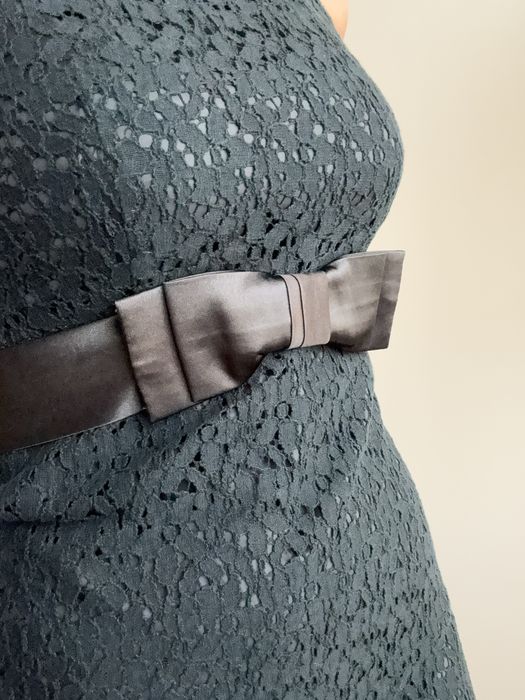 Тъмносиня дантелена рокля - размер S