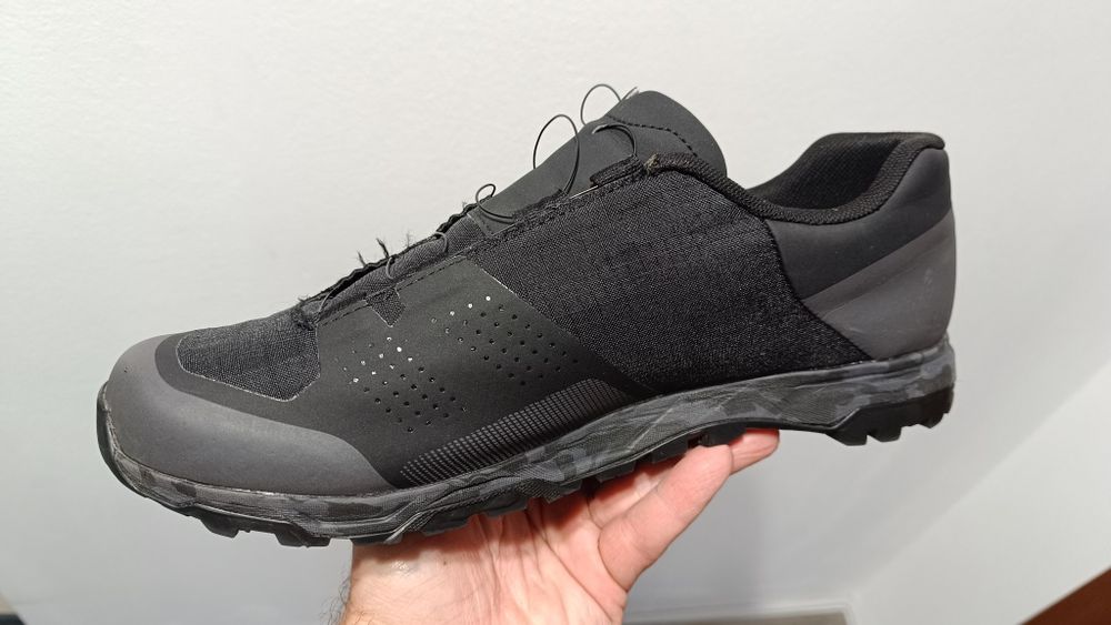 Pantofi Shimano boa 45 ca noi preț 200 ron