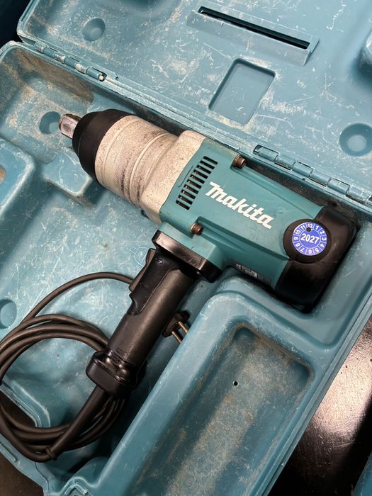 Makita TW1000 boasina cu impact