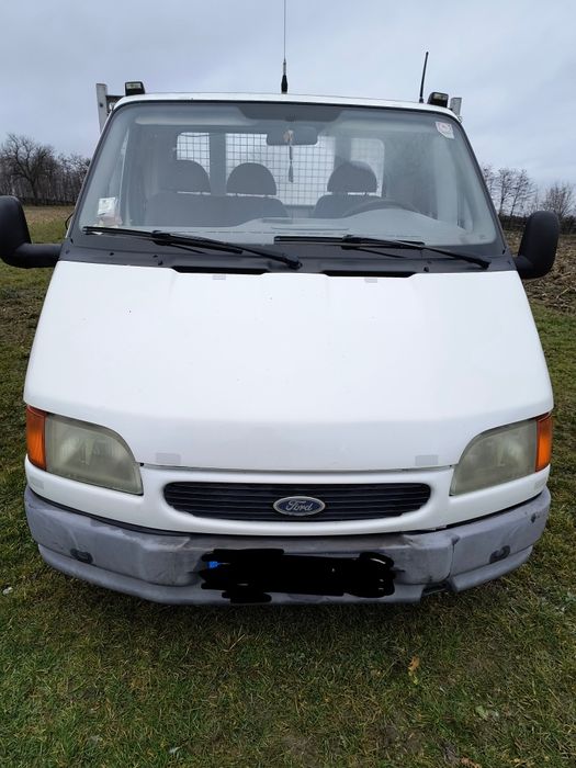 Vând Ford Transit