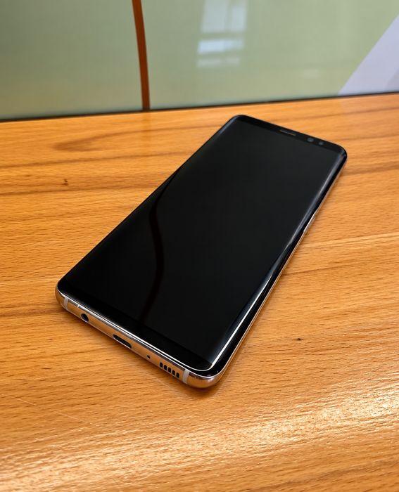 Продам Samsung S8
