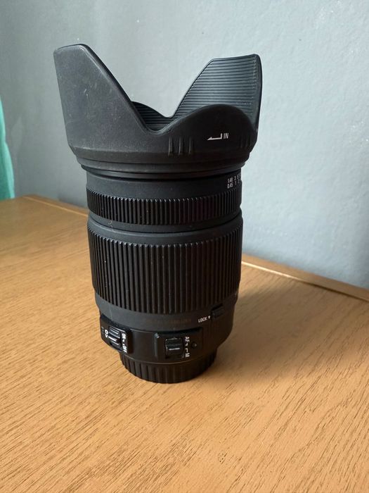 Обектив Sigma 18-250mm за Canon