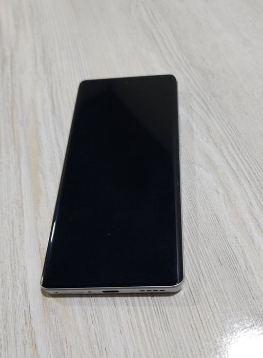 Realme GT 6T sotiladi