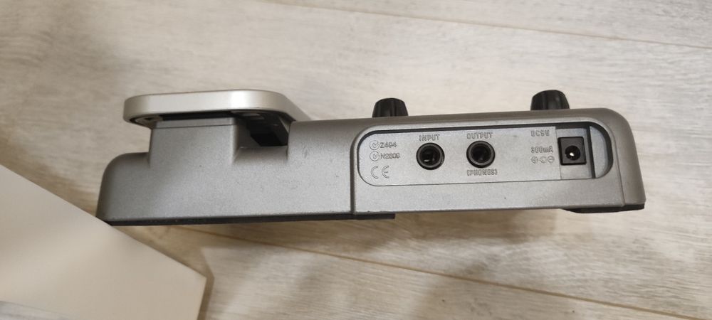 Гитарный процессор Zoom G1X