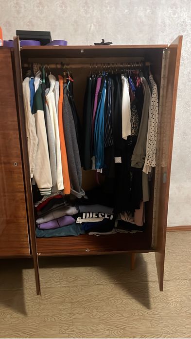 Продам шкаф в спальню