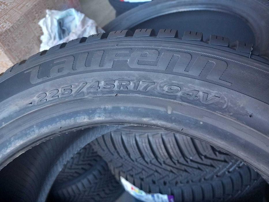 225 45 17 Anvelope iarna noi Laufenn i Fit +
