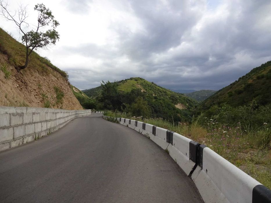 Дачу в горах продам.