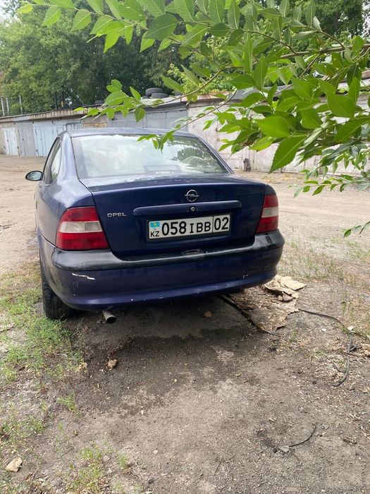 Opel vectra b 2.5 вектра б
