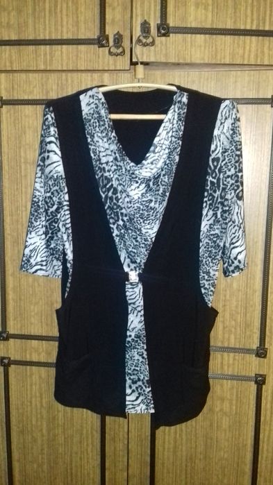 Продам блузки разные