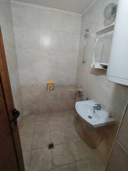 Дава се под наем Тристаен апартамент в Пловдив, Каменица 1 - 130 кв.м за 450 € - Снимка #8