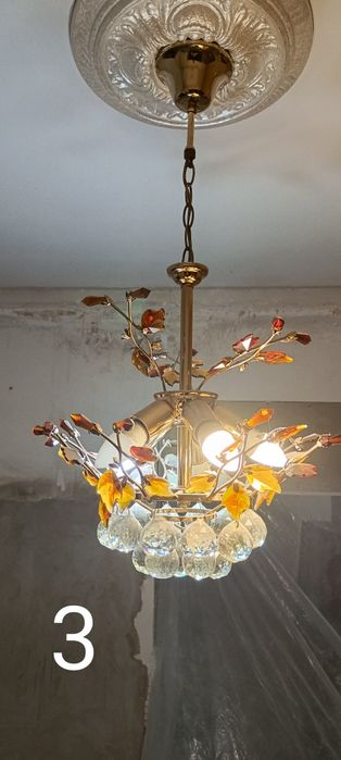 Продам люстра классическая и др