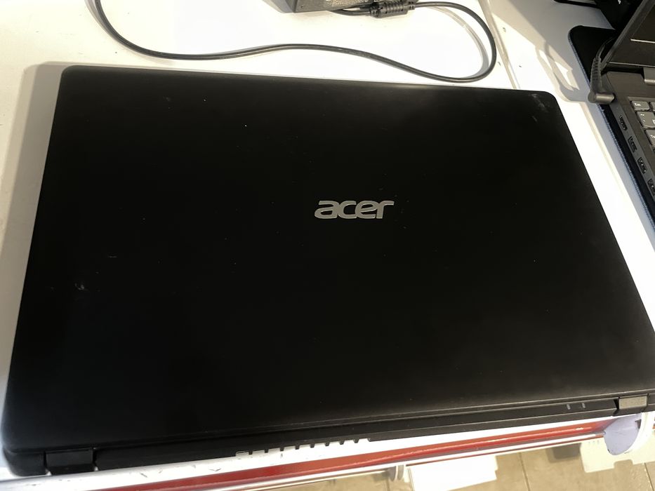 Acer в идеале Core i3! SSD 256Gb! OЗУ 8Gb