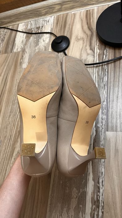 Срочно! Новые туфли кожаные