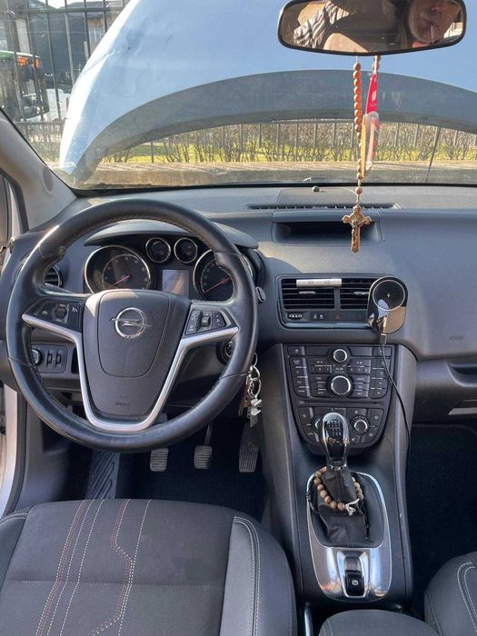Vând Opel Meriva