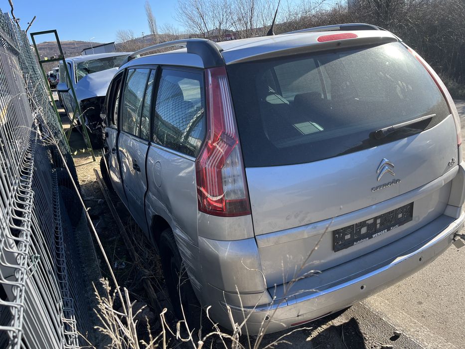 Citroen C4 Picasso 2011 г На части