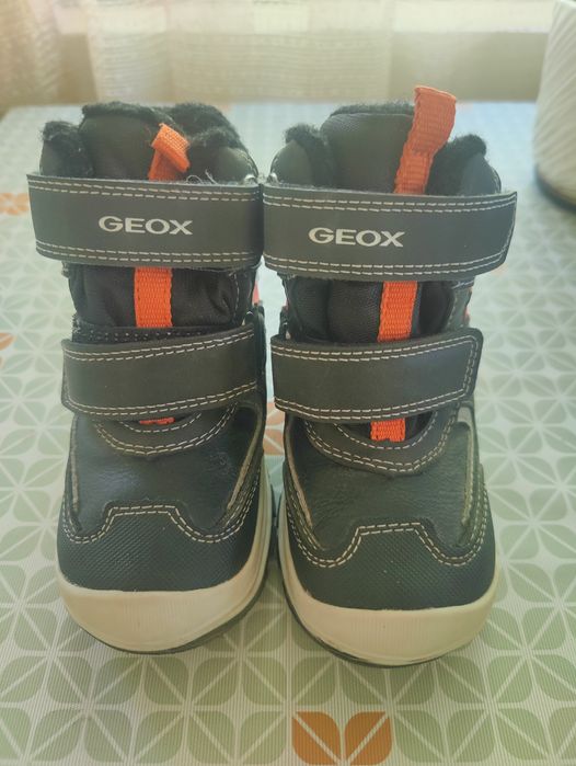 Зимние детские ботинки Geox, размер 24