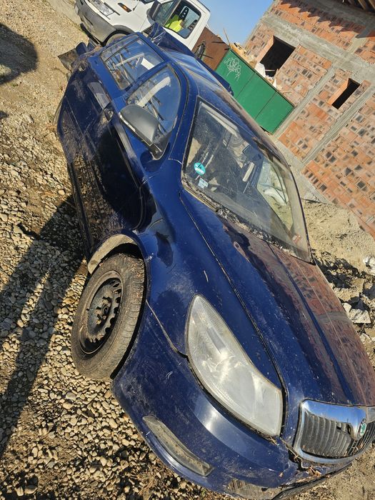 Motor complet fara anexe Skoda Octavia II 1.6 TDI CAYC an 2011