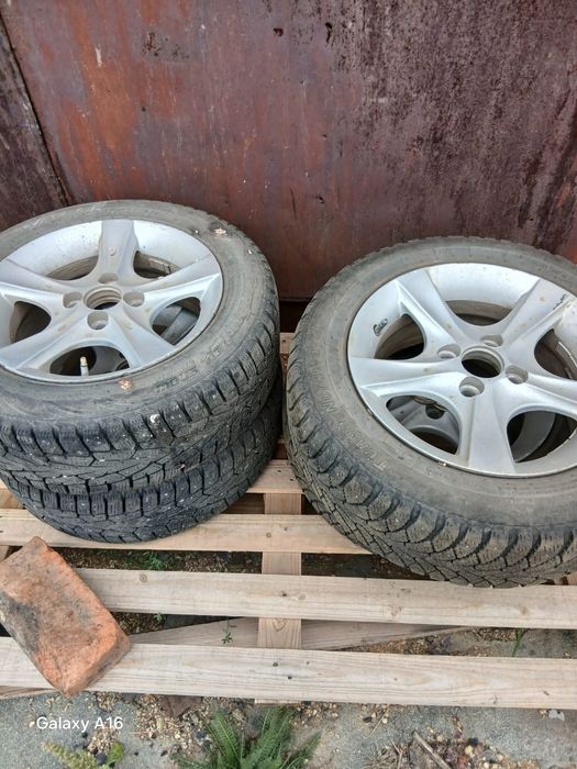 Продам 4 колеса в сборе