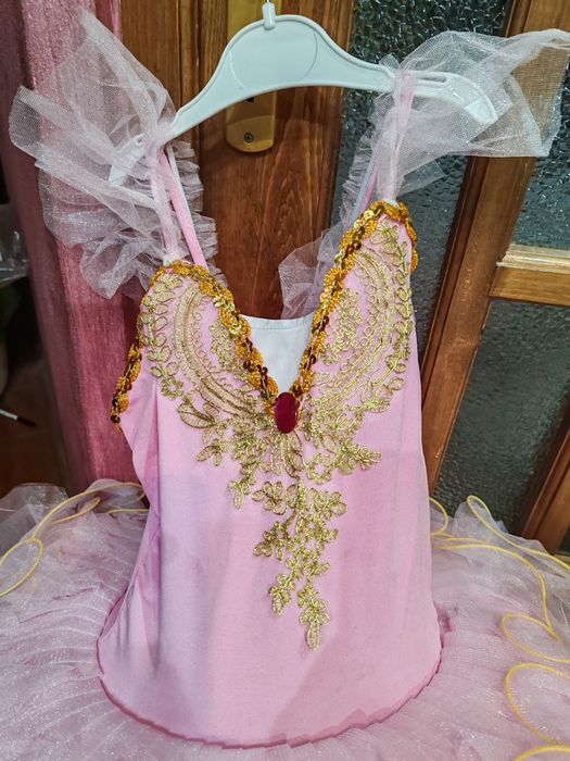 Costum balet fete