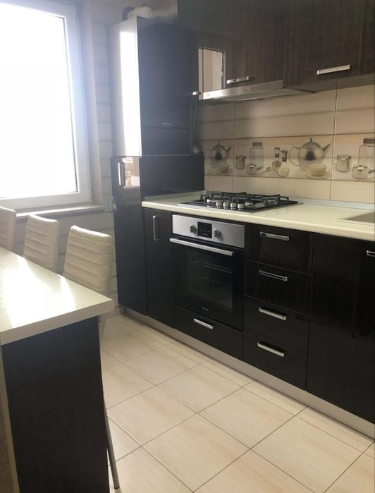 Vand apartament 3 camere