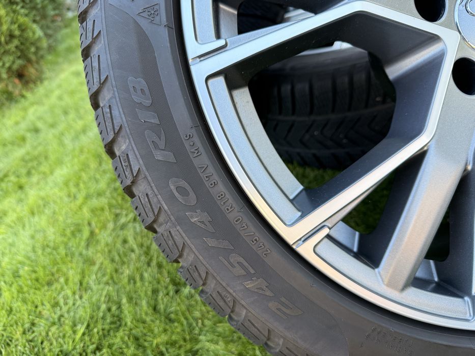 Set roti iarna - jante  cu anvelope 245 40 R18  Audi A5 8jx18 ET25 CB 66.5