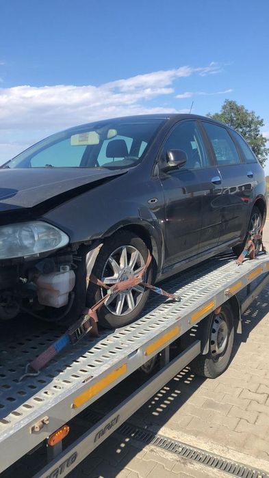 Dezmembram Fiat Croma 1.9 JTD 150 CP an fabr 2007