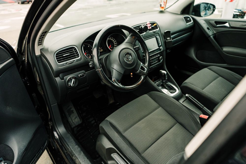 VOLKSWAGEN Golf 2011 — imagine 5