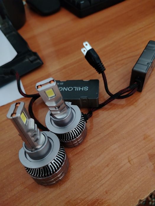 Продаётся LED лампа.