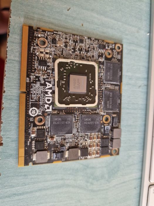 Placa video AMD 512Mb
