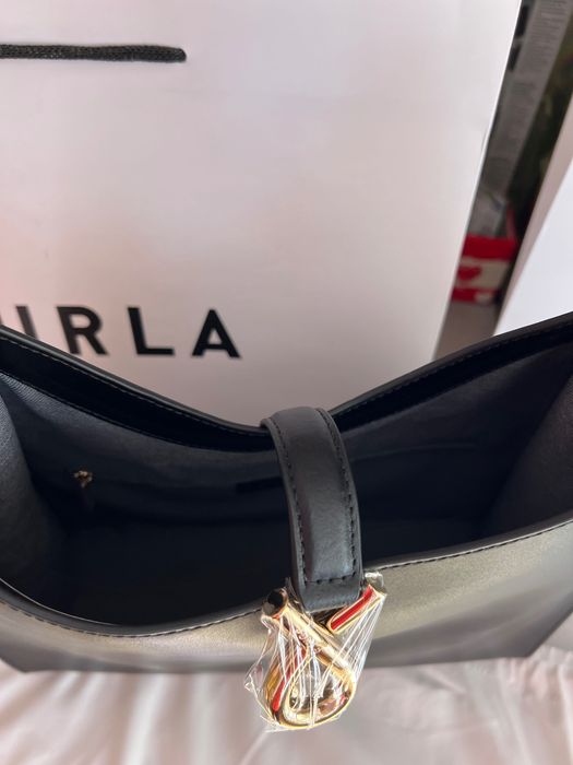 Черна нова чанта Furla