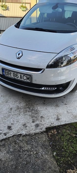 RENAULT Scenic 2012 — imagine 2