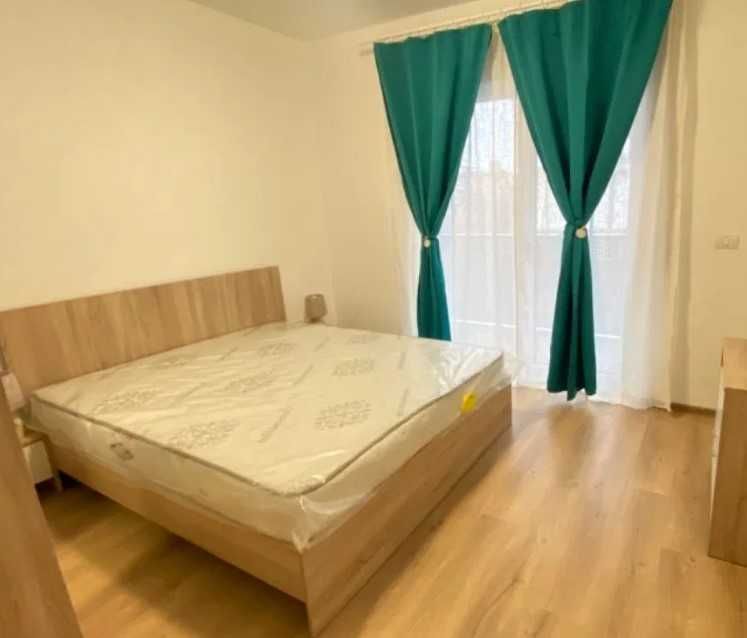 Дава се под наем Тристаен апартамент в Пловдив, Младежки Хълм - 90 кв.м за 270.3 € - Снимка #2