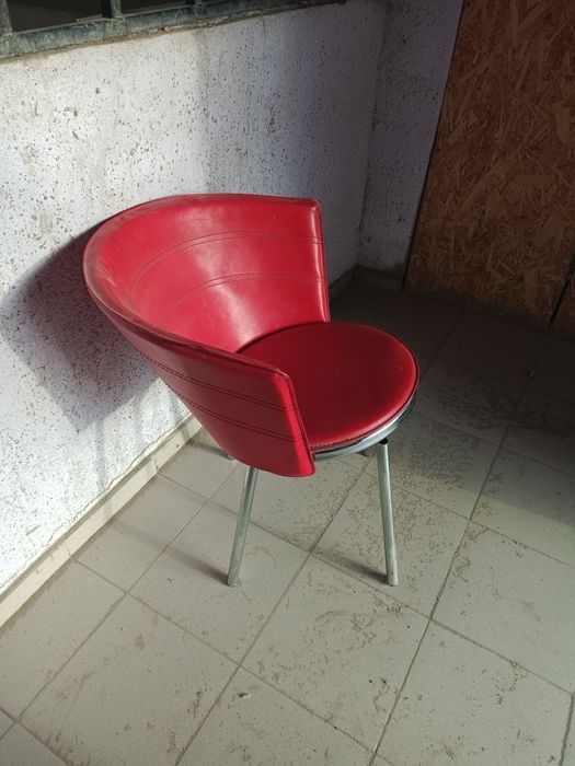 Продаю кресло, срочно!