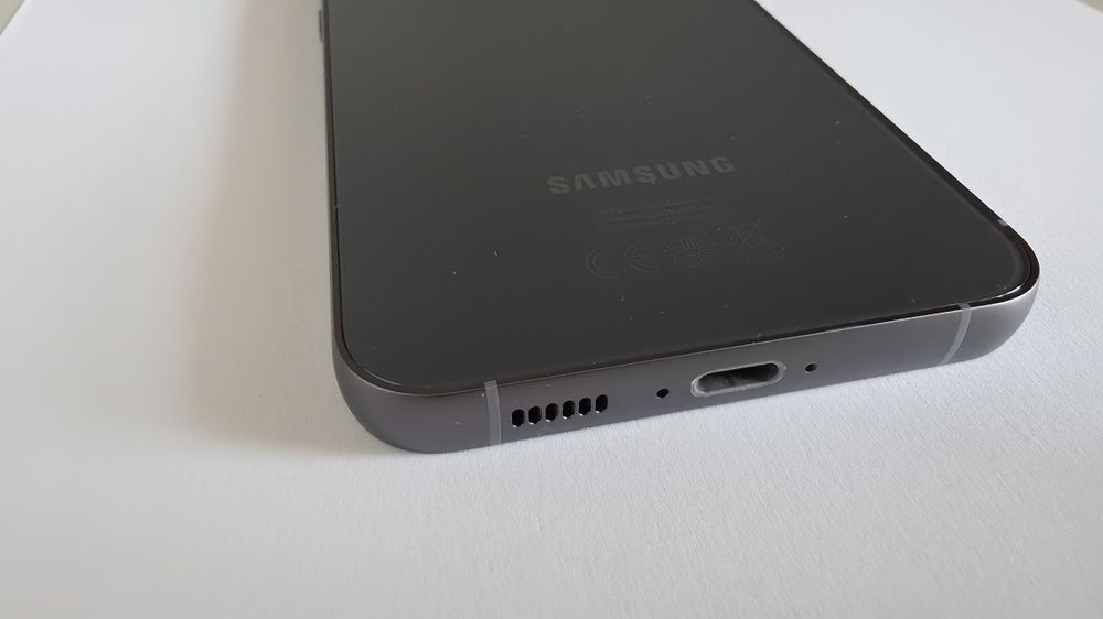 Samsung Galaxy S23 FE – stare impecabilă