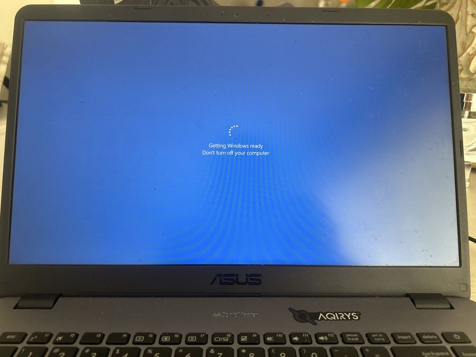 ASUS Vivobook Office