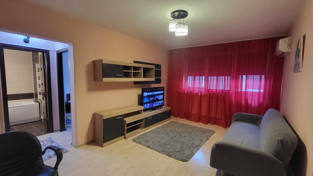 Proprietar, inchiriez apartament 2 camere, zona Centrala (Maternitate)