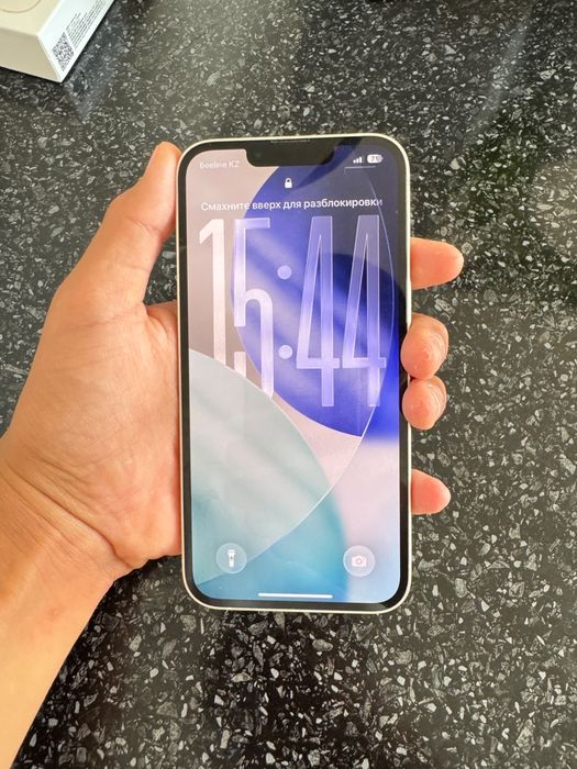 Iphone 13 в отличном состояние