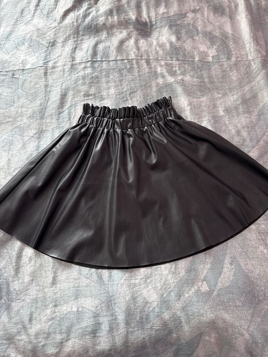 Кожена пола от Shein