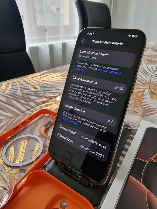 Vând iPhone 16 Pro Max  Desert Titanium, 256 GB