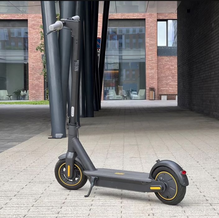 Ninebot g30 max .