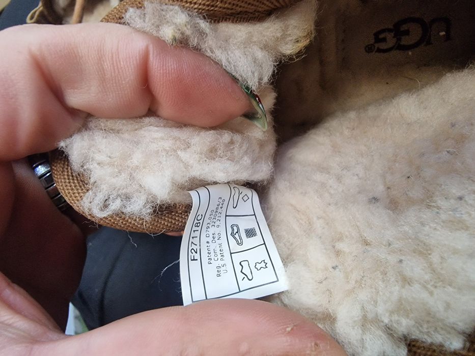 UGG детски боти номер  32.5