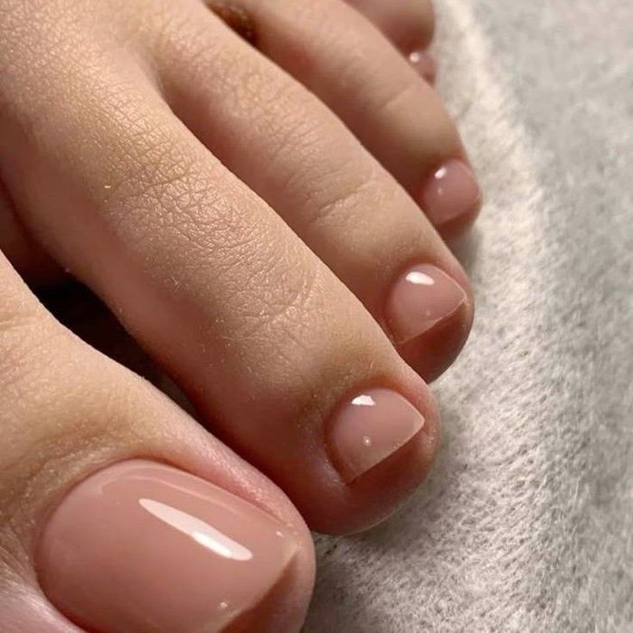 Услуги парикмахера и мастера маникюра