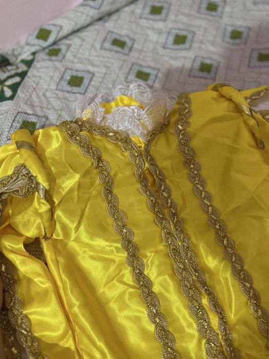 Продам детский карнавальный костюм Принца