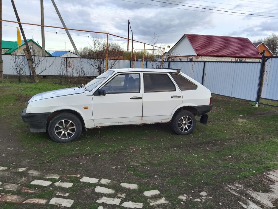 Лада машинасы сатылады