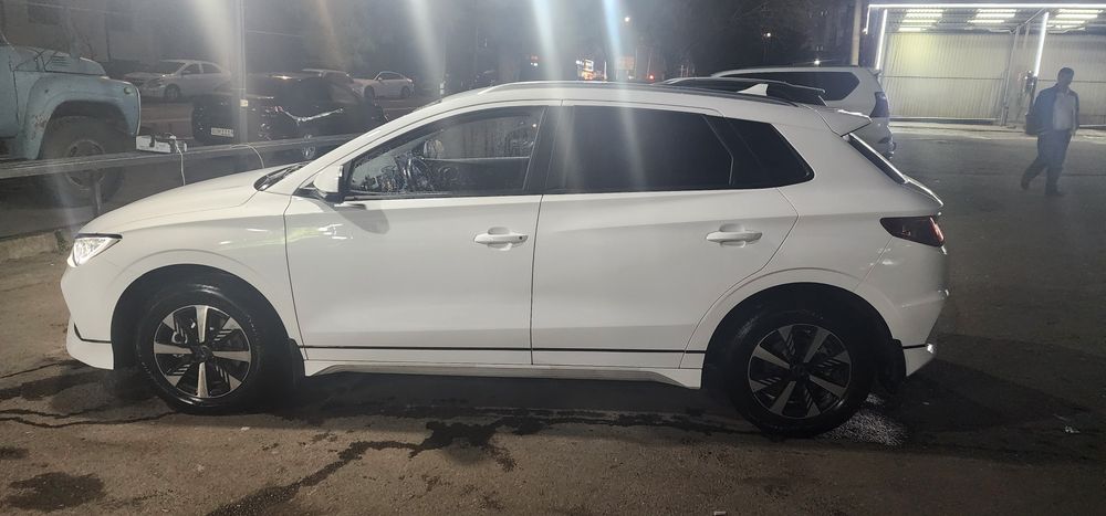 Продаётся своя BYD E2 2024