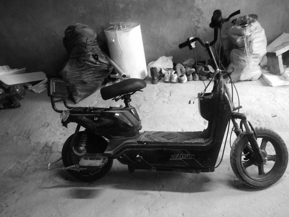 Прадаётса скутер